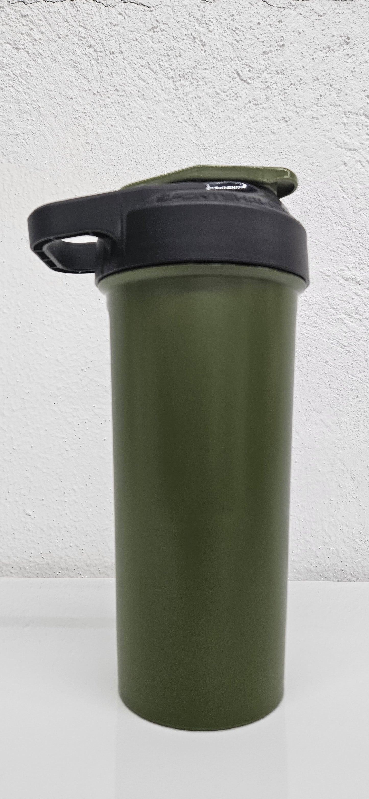 Luxx SportShaker Cup Camo Green 27oz